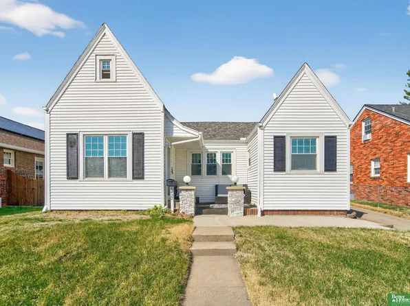 4432 Hickory St, Omaha, NE 68105