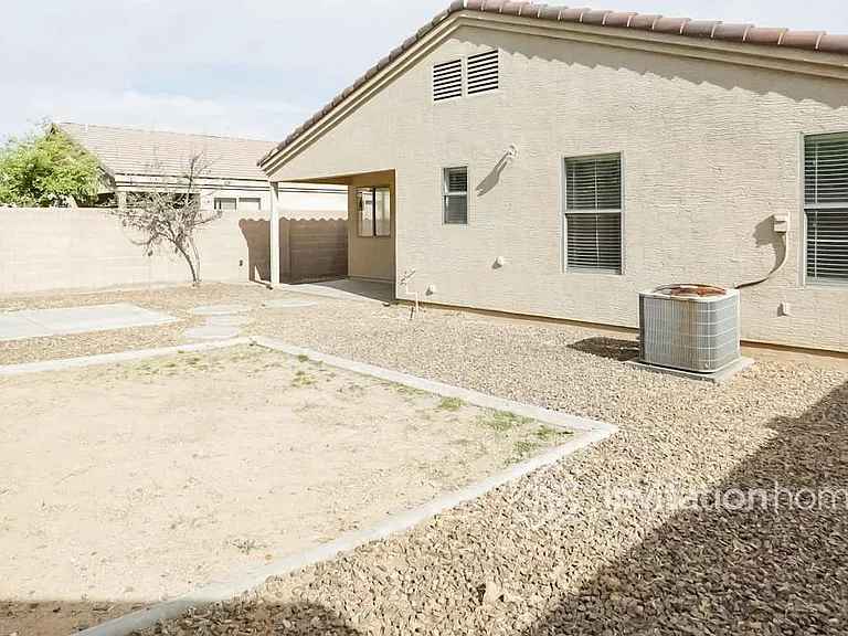 3719 W Darrow St — Photo 16