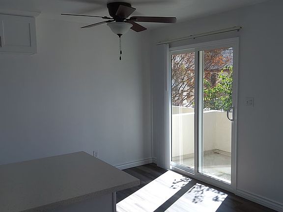 4th image of 9931 Tweedy Ln #208