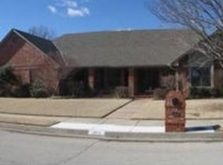 2825 Monticello Dr, Bartlesville, OK 74006