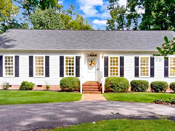 414 Arlington Cir, Sanford, NC 27330