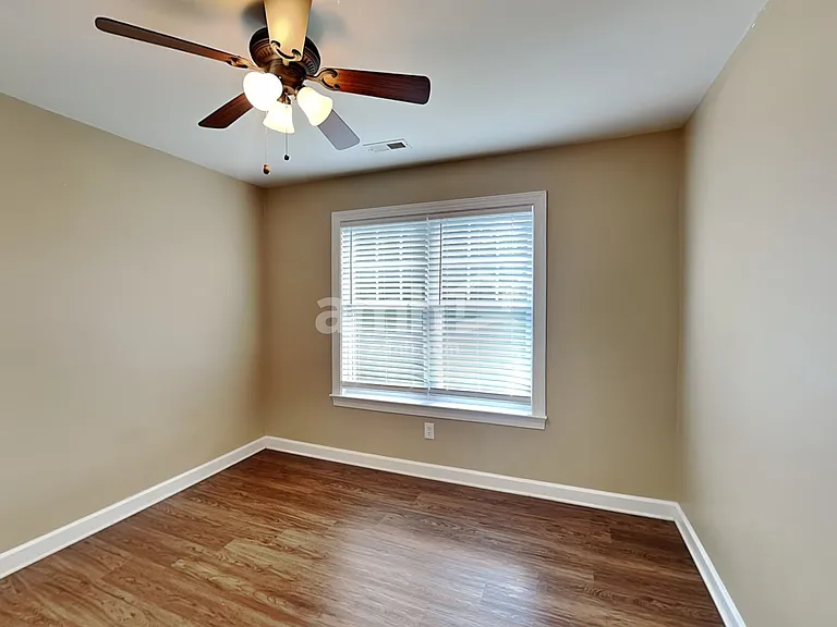 2713 Twin Ash Ct — Photo 23