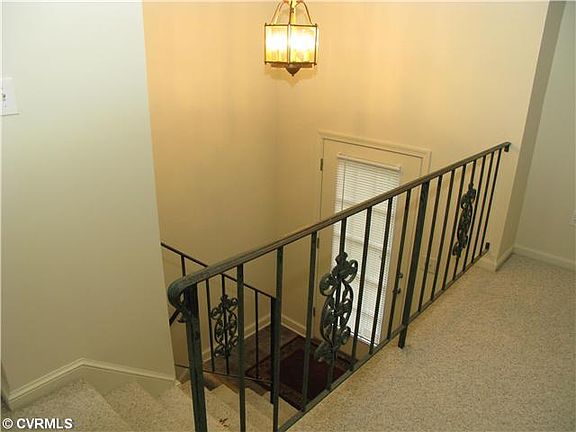 2nd image of 2506 Bent Oaks Dr