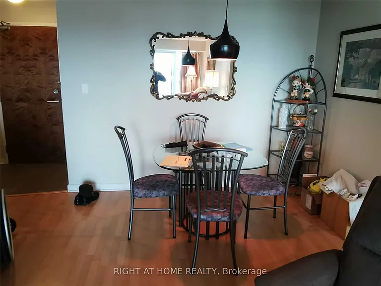 1235 Bayly St #512 — Photo 5