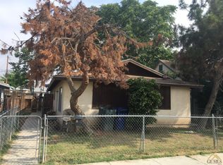 114 Woodrow Ave, Bakersfield, CA 93308