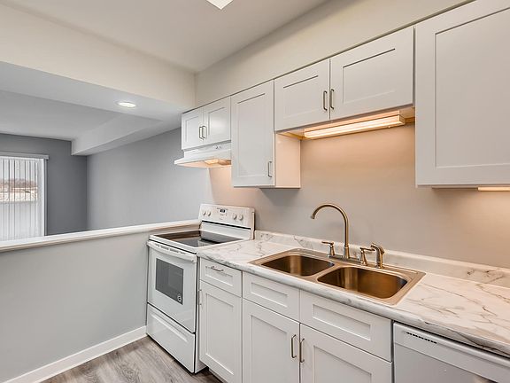 5th image of 434 Prospect Ave #A