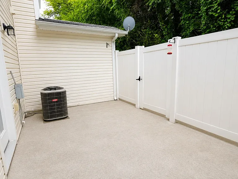 3166 Prater Ct — Photo 25