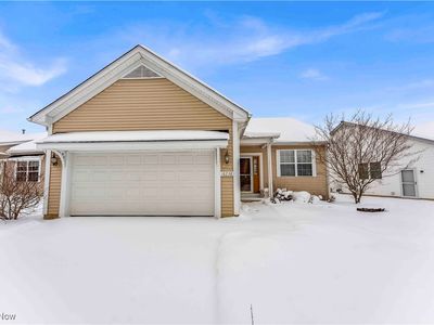 18238 Crystal Lakes Dr, North Royalton, OH, 44133
