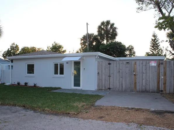 522 SE 20th Ct, Boynton Beach, FL 33435