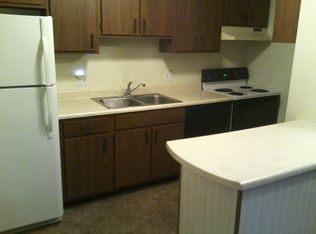 1617 Lyndhurst Dr APT B, Savoy, IL