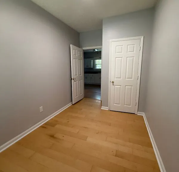 612 Wise Ave — Photo 3