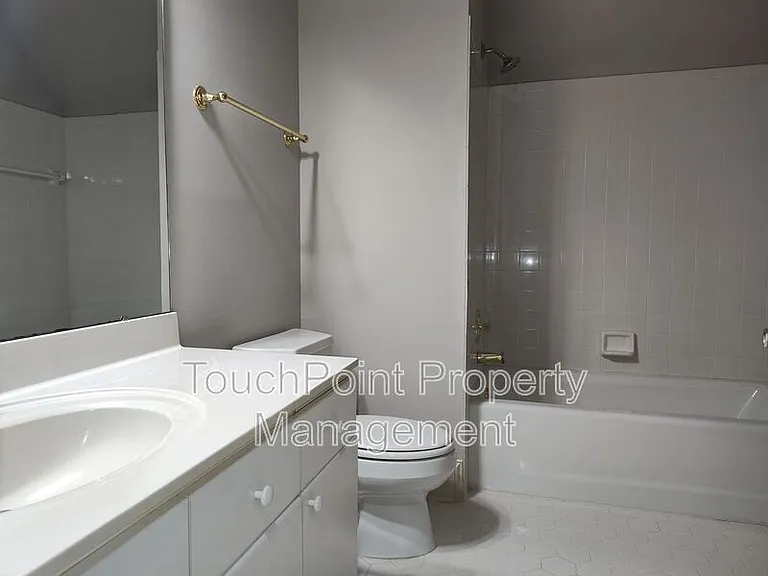 4200 Old Course Dr — Photo 34