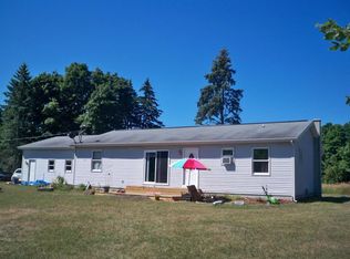 1675 S Darr Rd, Scottville, MI 49454