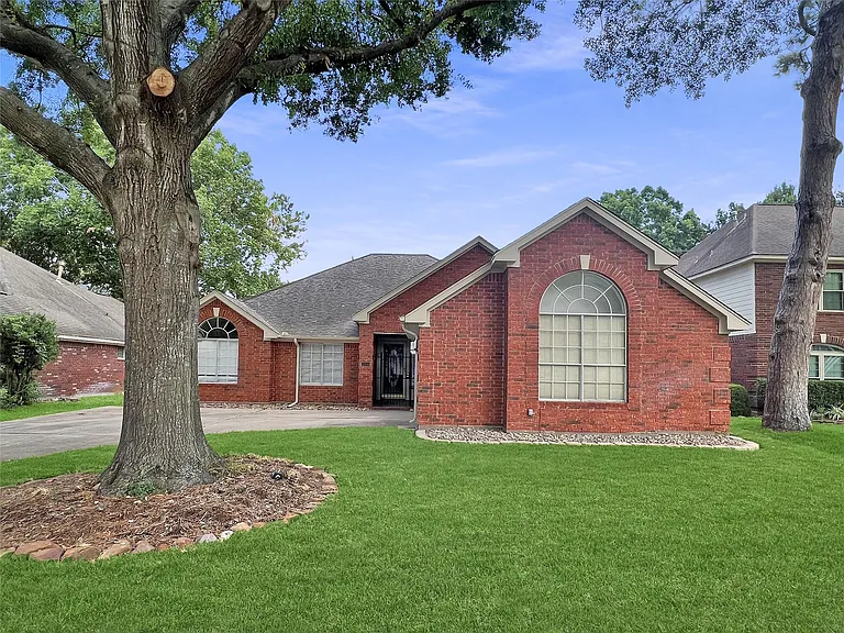 12414 Logan Mill Dr — Photo 1