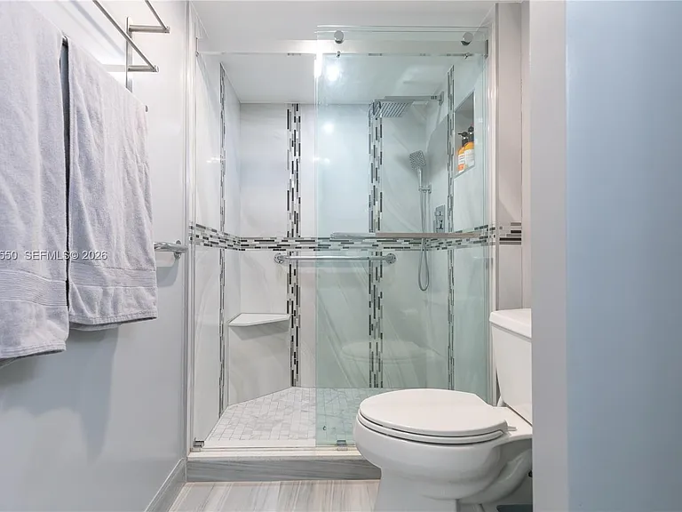 2401 S Ocean Dr #404 — Photo 21