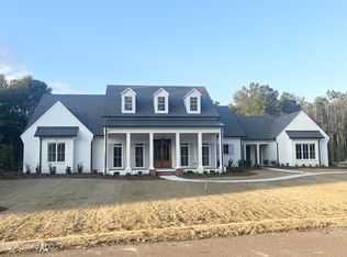 102 Green Trace Cv, Ridgeland, MS 39157