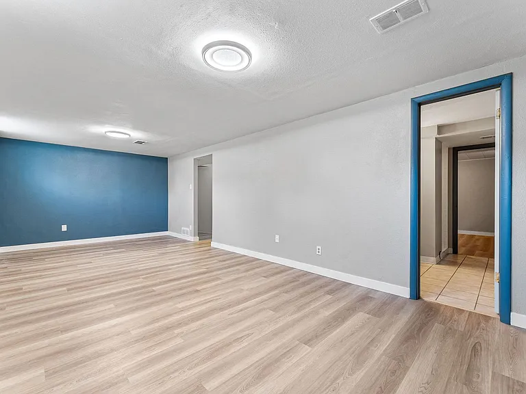 3191 W Bails Pl #1/2 — Photo 6