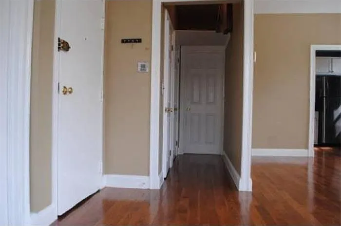 1880 Commonwealth Ave #10 — Photo 2