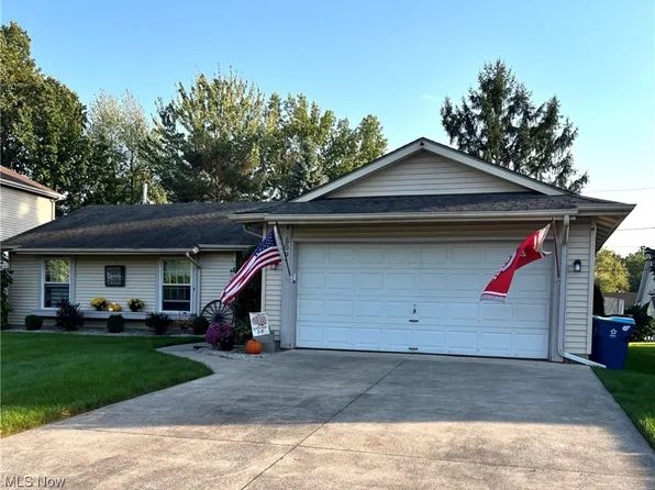 509 Appleseed Dr, Lorain, OH 44053