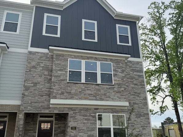 721 Lucky Clover Way #721, Fuquay Varina, NC 27526
