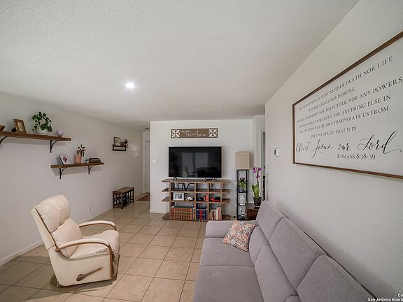 5th image of 6719 AVILA