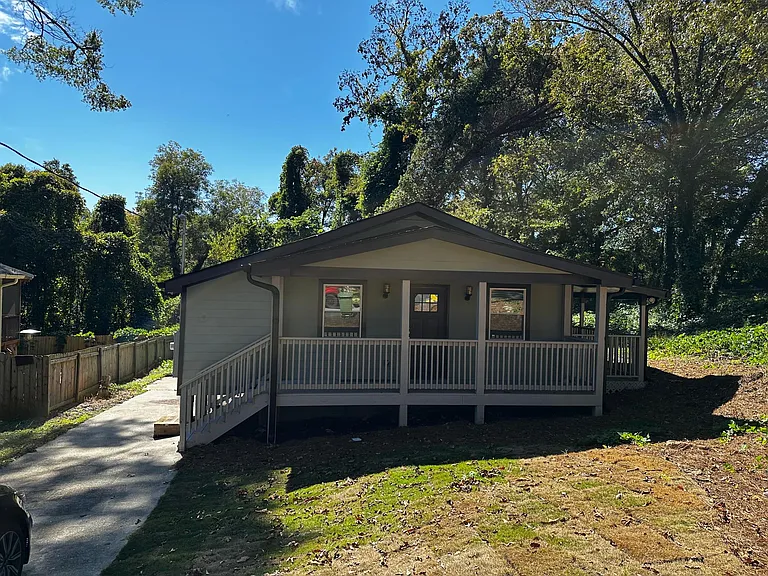 2182 Telhurst St SW — Photo 1