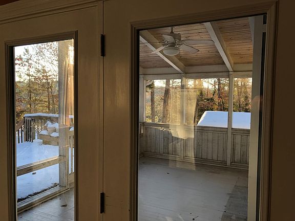 screened in porch off kitchen