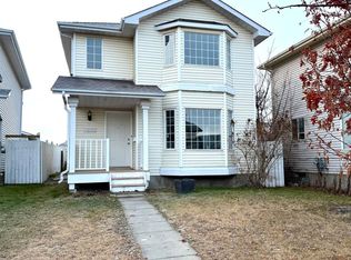 1480 Jefferys Cres NW, Edmonton, AB T6L 6T1