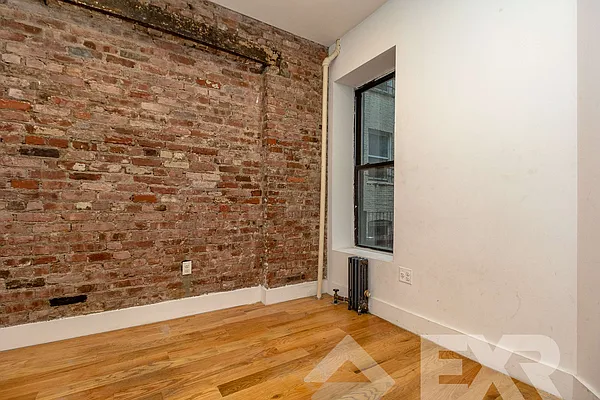 Rented by EXR | media 11