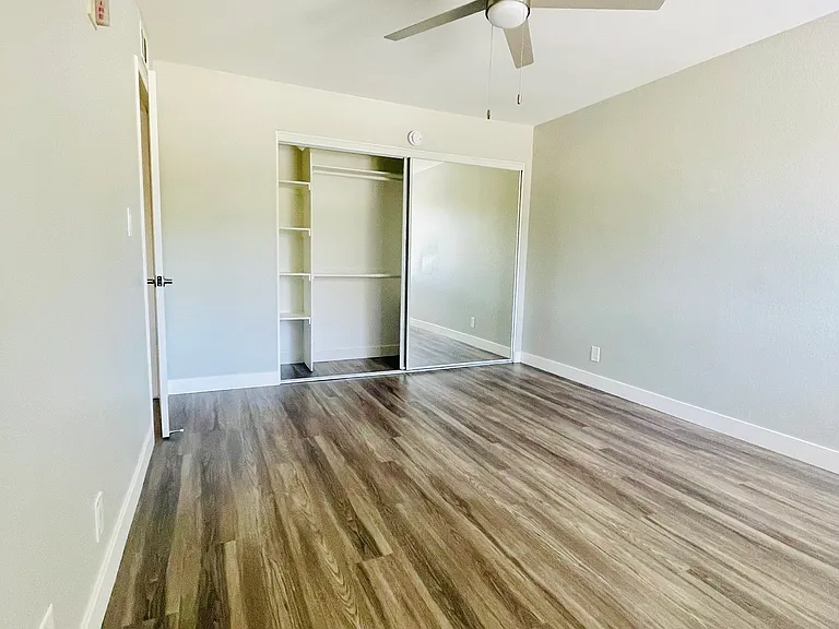 2209 Judson St #11B — Photo 7