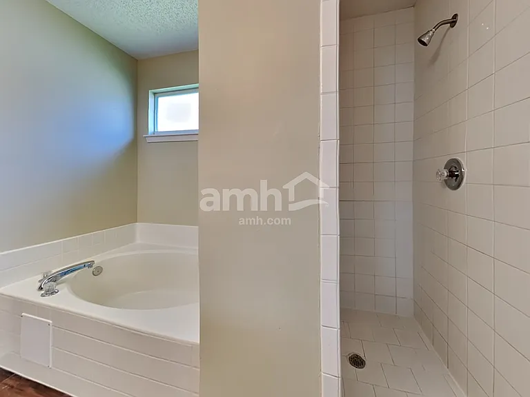 2523 Sandhaven Ct — Photo 10