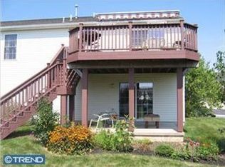 110 Primrose Ln, Sinking Spring, PA 19608