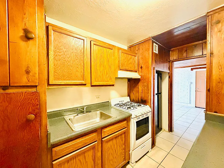 Studio and 1 Bedrooms in this Stunning Community! — Photo 30