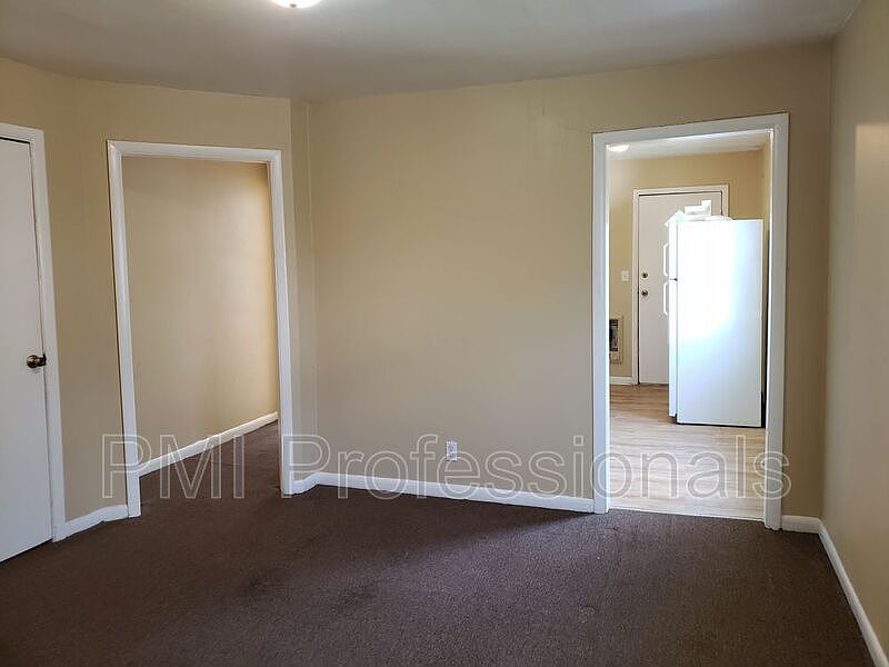 1st image of 1036A 13th Ave S