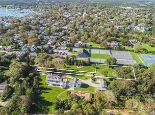 102 Peases Point Way, Edgartown, MA 02539