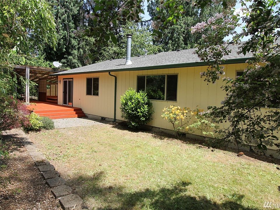 1st image of 8027 Mazama St SW