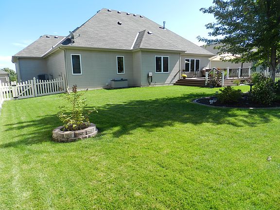 5th image of 12104 S 49th St