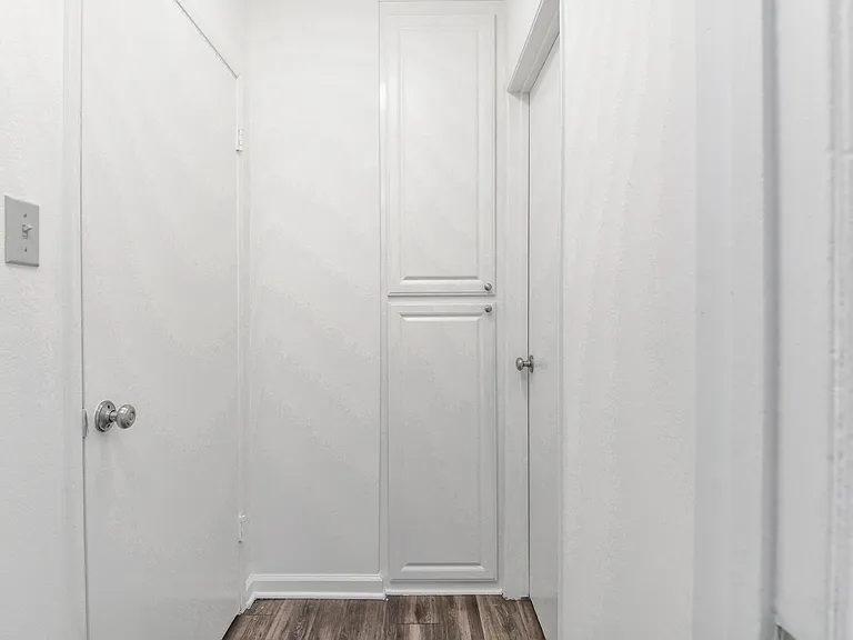 1799 N Hollywood Way #C — Photo 17