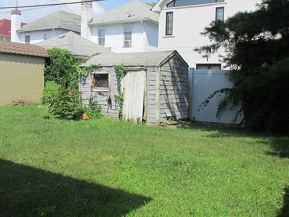 5th image of 1845 E 24th St