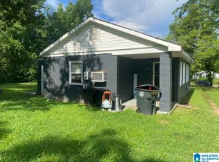 2001 Henry Crumpton Dr, Birmingham, AL 35211