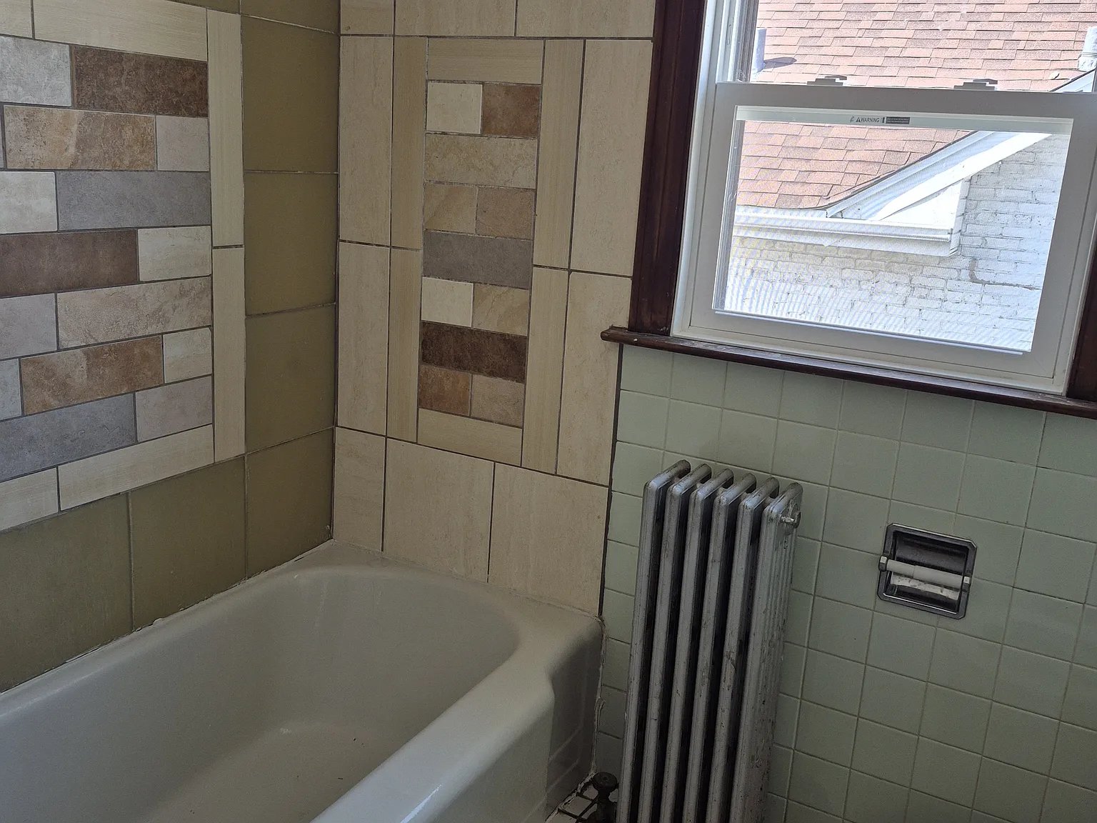 5420 S Center Ave — Photo 2