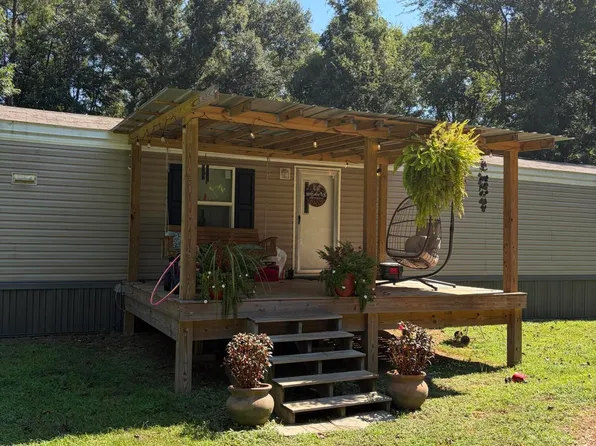 168 Fellows Rd, Columbus, MS 39705