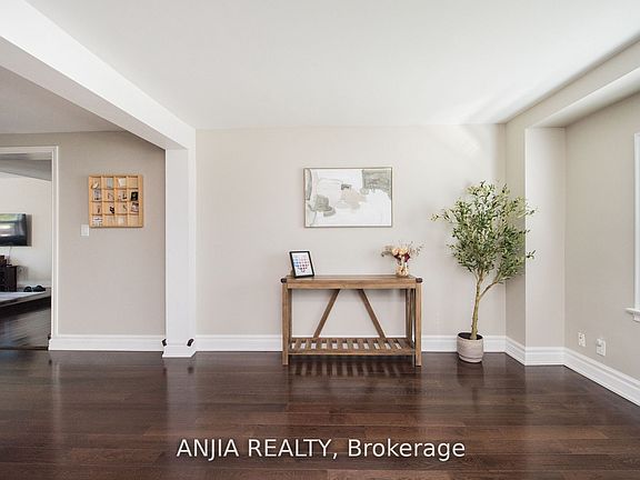 4th image of 76 Adair Rd