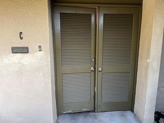 5th image of 560 Bucknell Ave