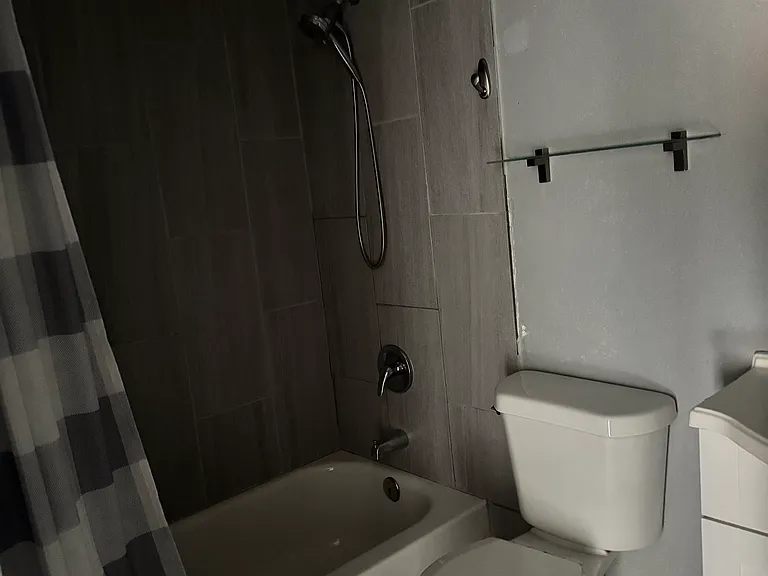 2953 Moffett Ave — Photo 5