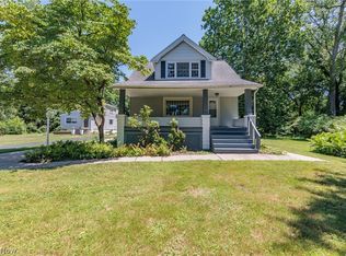 6745 Donald Ave, Valley View, OH 44125