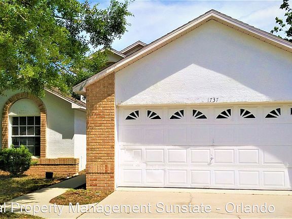 2nd image of 1737 Boxeney Dr