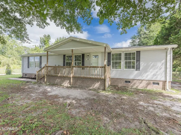 109 Barbara Avenue, Midway Park, NC 28544