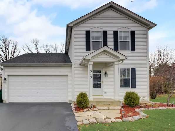 313 E Camden Ln, Round Lake Beach, IL 60073