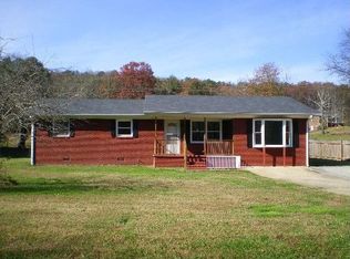 18 Valley Dale Dr, Cartersville, GA 30121